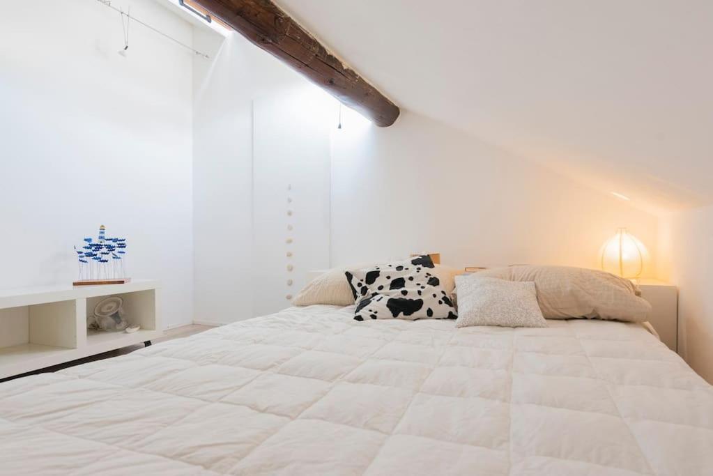 Design&Terrazzo A 5 Min Dal Centro - Laura'S House Lejlighed Milano Eksteriør billede